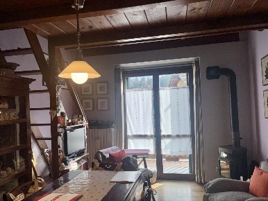 Foto Appartamento in Via dei Laghi 41, Oulx Centro di 55 m² con 3 locali