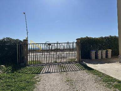 Foto Appartamento in Strada Lungomare, Latina Centro di 80 m² con 4 locali