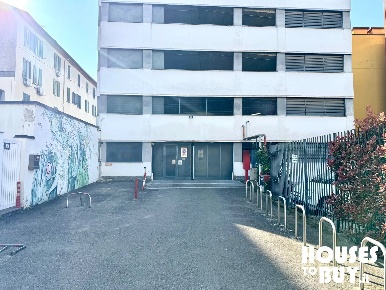 Foto Box in Via Eugenio Villoresi 19/6, Milano Navigli - Darsena in vendita