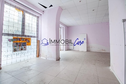 Foto Locale commerciale a Livorno Cavour - San Carlo di 421 m² con 4 locali