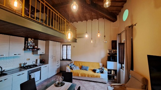 Foto Appartamento a Peccioli Centro di 85 m² con 4 locali in vendita