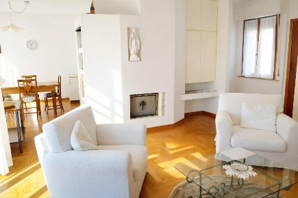 Foto Appartamento a Siena Belverde di 120 m² con 6 locali in vendita