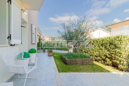 Foto Villa a schiera a Calci di 90 m² con 4 locali in vendita