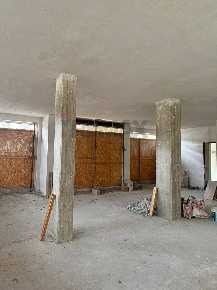 Foto Locale commerciale in Via Volta, Bulciago Centro di 150 m² in vendita