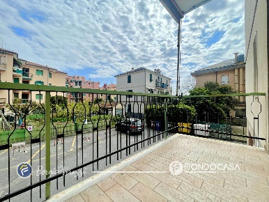 Foto Appartamento in Via IV Novembre, Borgio Verezzi di 99 m² con 3 locali