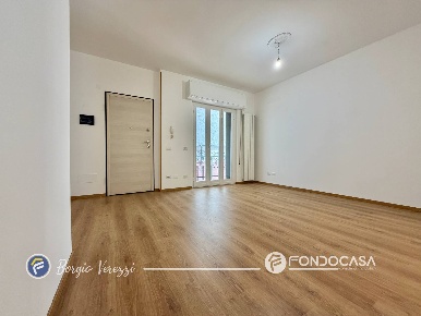 Foto Appartamento in Via IV Novembre, Borgio Verezzi di 99 m² con 3 locali