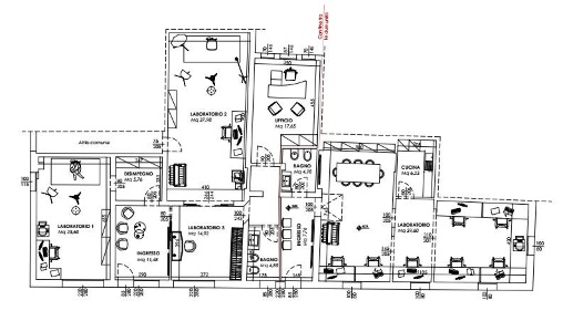 Foto Locale commerciale in VIA LANA 77, Modena di 230 m² con 10 locali