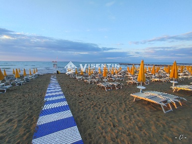 Foto Appartamento a Jesolo Lido Centro Ovest di 70 m² con 4 locali