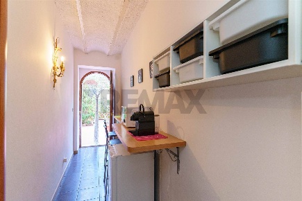 Foto Villa unifamiliare in Via del mare 22, Oliveri di 160 m² con 9 locali