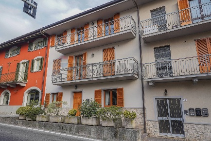 Foto Appartamento in Via Maggiore 45, Palazzago Centro di 80 m² in vendita