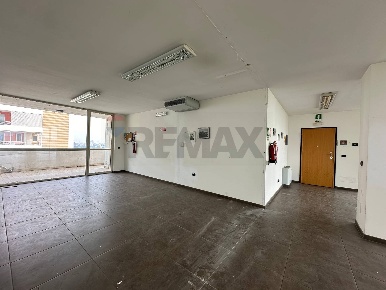 Foto Ufficio in Via Partipilo FARAONE 48, Bari Santa Caterina di 97 m²