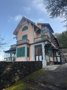 Foto Villa unifamiliare in Santa Maria del porto, Torriglia di 400 m²
