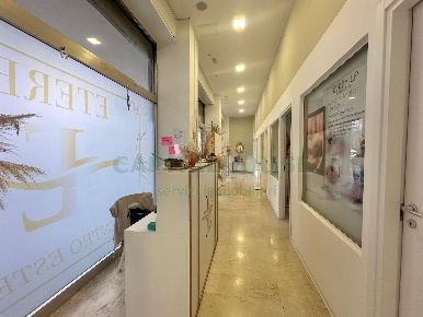 Foto Attività commerciale in Viale Zagabria, Bologna San Donato di 90 m²