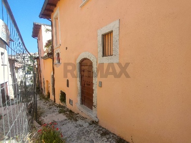 Foto Case semi ndipendenti in via del selciato, Poggio Picenze di 45 m²
