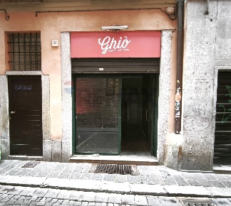 Foto Negozio in Beccaria, Pavia Centro Storico di 40 m² con 1 locali