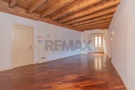 Foto Appartamento in Piazza Della Loggia 9, Brescia Castello - Via Musei