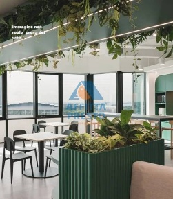 Foto Ufficio a Empoli di 1400 m² con 40 locali in affitto