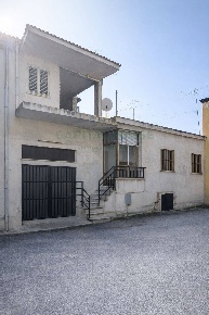 Foto Case semi ndipendenti in Via Alfieri, Marigliano Centro di 600 m²