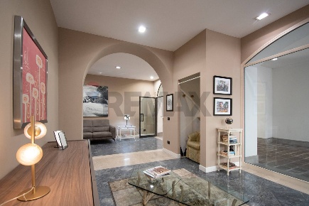 Foto Locale commerciale in Via Campo 32, Iseo Centro di 52 m² con 1 locali