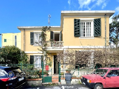 Foto Villa unifamiliare in Via Molino, Borgio Verezzi di 120 m² in vendita