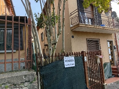 Foto Appartamento in via Cavour 5A, Nembro Centro di 70 m² con 3 locali