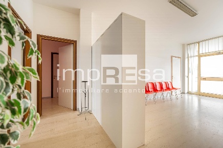 Foto Ufficio in via brusche, Godega di Sant'Urbano Godega di 111 m²