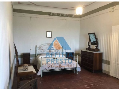 Foto Stanza a Montopoli in Val d'Arno di 20 m² con 5 locali in affitto