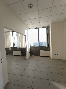 Foto Ufficio in Via Emilia Est 907, Modena San Lazzaro di 148 m² in vendita