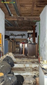 Foto Magazzino in vicolo savelli, Palombara Sabina Centro di 22 m²