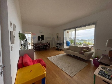 Foto Appartamento in Via Orfeo Mazzitelli 256, Bari Poggiofranco di 87 m²