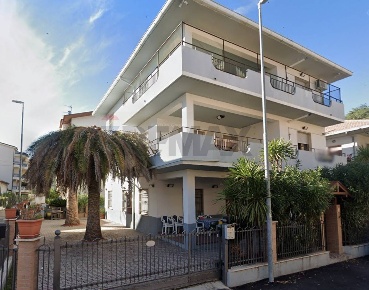 Foto Appartamento in Via Arno 71, Alba Adriatica Centro di 172 m²