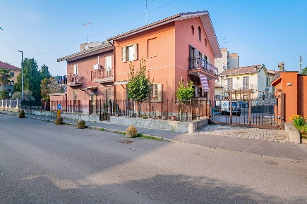 Foto Villa unifamiliare in VIA DEI GIGANTI 25, San Giuliano Milanese Centro