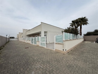 Foto Villa unifamiliare in VIA FANELLI, Bari Carbonara di Bari di 90 m²