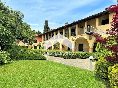 Foto Appartamento in via Coorti Romane, Desenzano del Garda Rivoltella