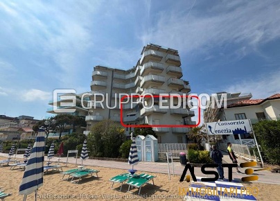Foto Appartamento in Via Dei Pioppi, Jesolo Lido Centro Ovest di 137 m²