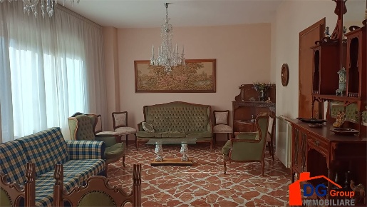 Foto Appartamento a Alcamo Centro di 200 m² con 6 locali in vendita