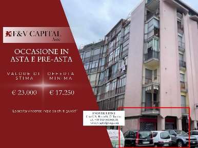 Foto Locale commerciale in Via Antica di Grugliasco, Rivoli di 35 m²