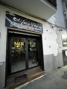 Foto Locale commerciale a Afragola di 45 m² con 1 locali in affitto