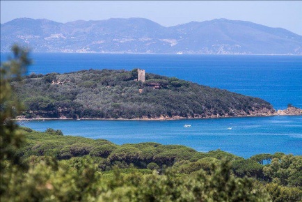 Foto Appartamento a Castiglione della Pescaia Punta Ala di 304 m²