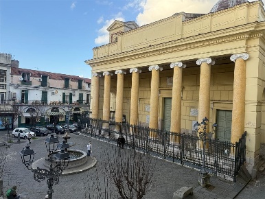 Foto Appartamento in Piazza Duomo, Acerra Centro di 160 m² con 6 locali