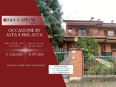 Foto Appartamento in Via Volvera, Piossasco di 95 m² con 4 locali