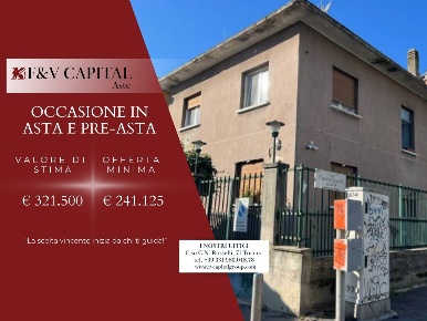 Foto Appartamento in Via Cassano d'Adda, Milano Corvetto di 92 m²