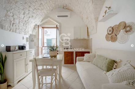 Foto Casa indipendente a Ostuni di 47 m² con 2 locali in vendita