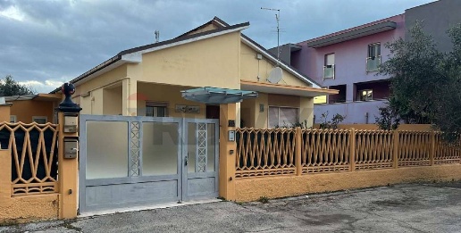 Foto Casa indipendente in Via Monte Carmelo 30, Pescara di 226 m²