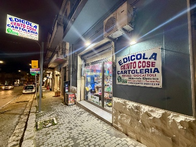 Foto Attività commerciale in Via Archimede 246, Ragusa di 120 m² in vendita