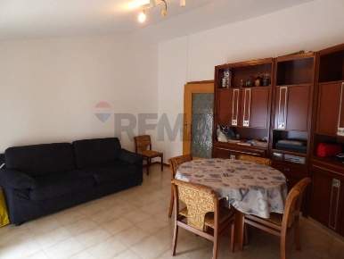 Foto Appartamento in Via Taburri 4, Valganna Ganna di 90 m² con 2 locali
