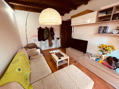 Foto Appartamento in Via Cadorna 4, Germignaga di 86 m² con 3 locali