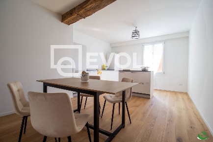 Foto Appartamento in Via Cesare Battisti, Udine Centro Storico di 115 m²