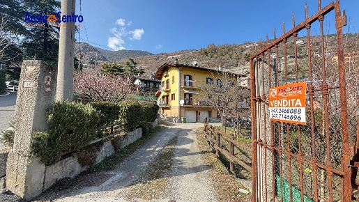 Foto Appartamento in Regione Chabloz 17, Aosta Centro di 97 m² con 3 locali