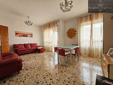 Foto Appartamento in via capitanata, Cagliari La Vega - Regioni di 110 m²